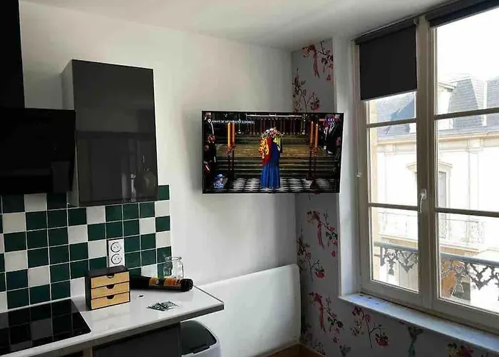 Les Pyou-pyous נאנסי